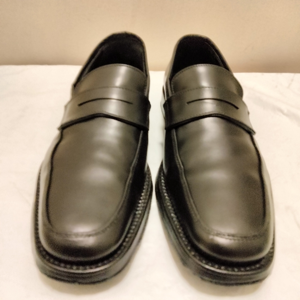 Gucci Men's Mogan Leather Penny Loafers
